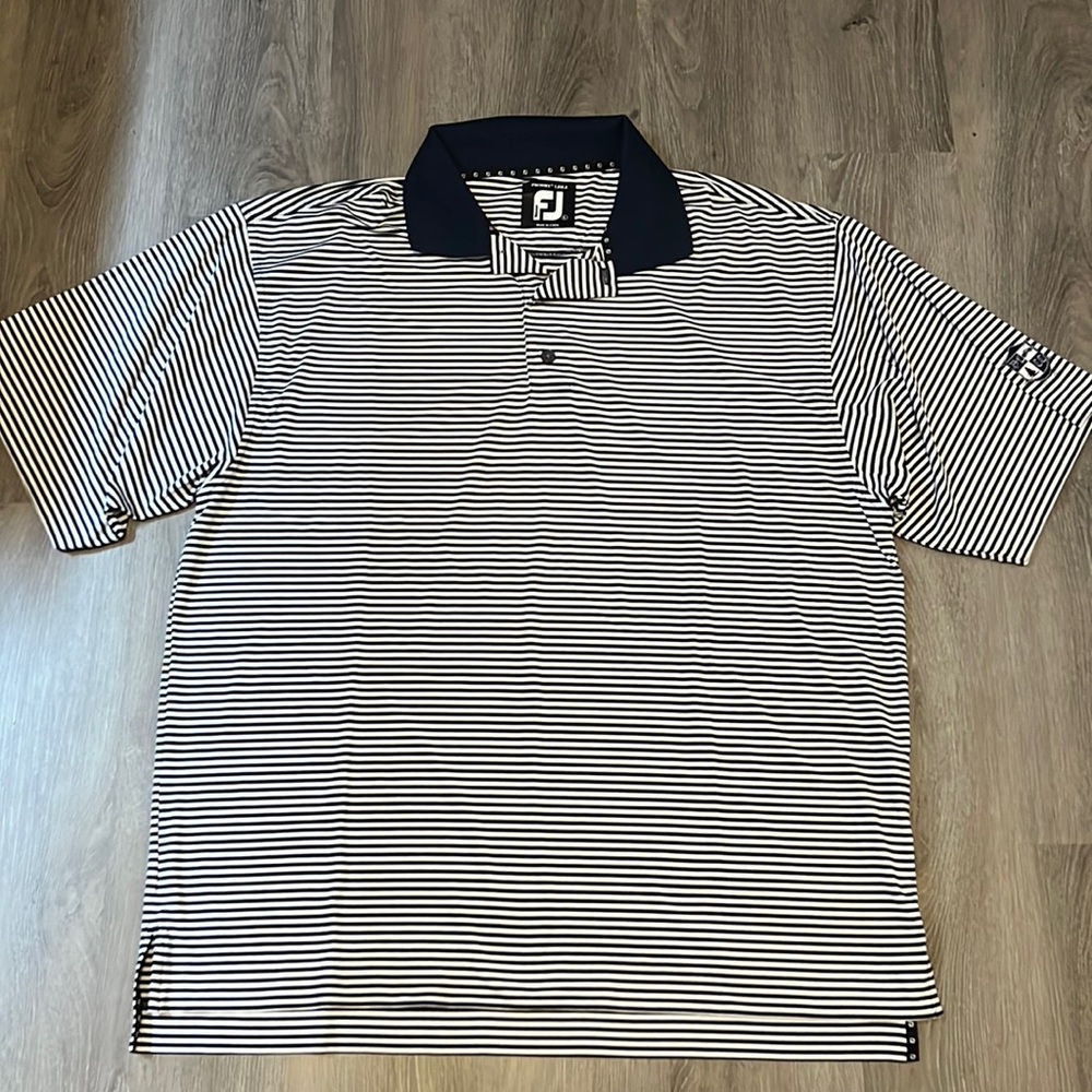 FL men’s polo T-shirt. Size L